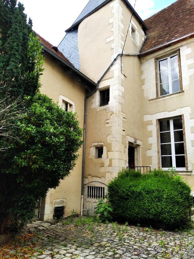 이수둔 Le Logis De Saint Cyr 아파트 호텔 외부 사진